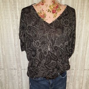 Beautiful black and grey paisley blouse!